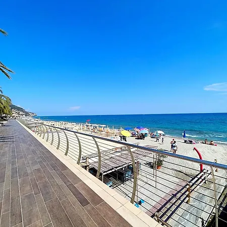 Daire Gioiello Marino - Mare, 2 Minuti A Piedi Pietra Ligure